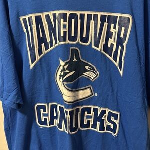 Vancouver Canucks tshirt Men’s sz xl EUC